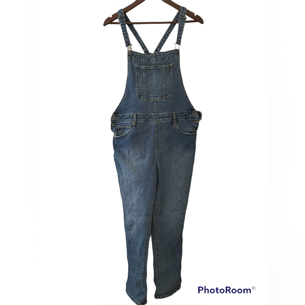 Universal Thread overalls Sz 10/30R